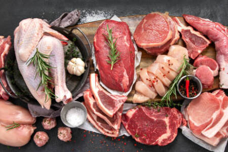 Favourable conditions in the north offset unfavourable conditions in the south for red meat producers